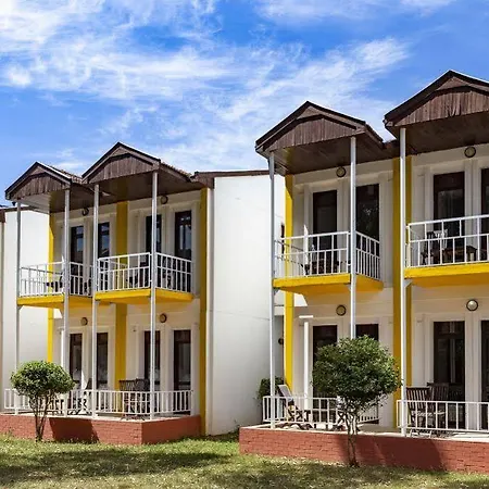 Hotel Santa Family Club Seferihisar