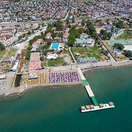 Santa Family Club 4* Seferihisar