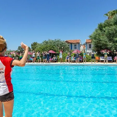 Santa Family Club Hotel Seferihisar