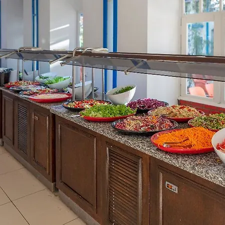 Santa Family Club 4* Seferihisar