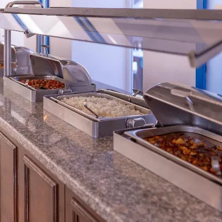 Hotel Santa Family Club