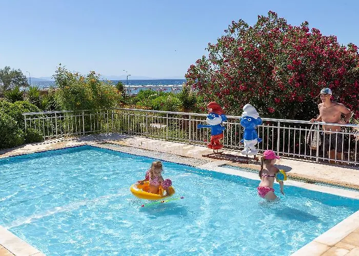 Szálloda Santa Family Club