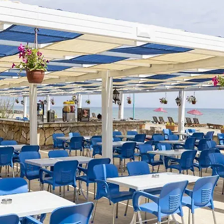 Hotel Santa Family Club