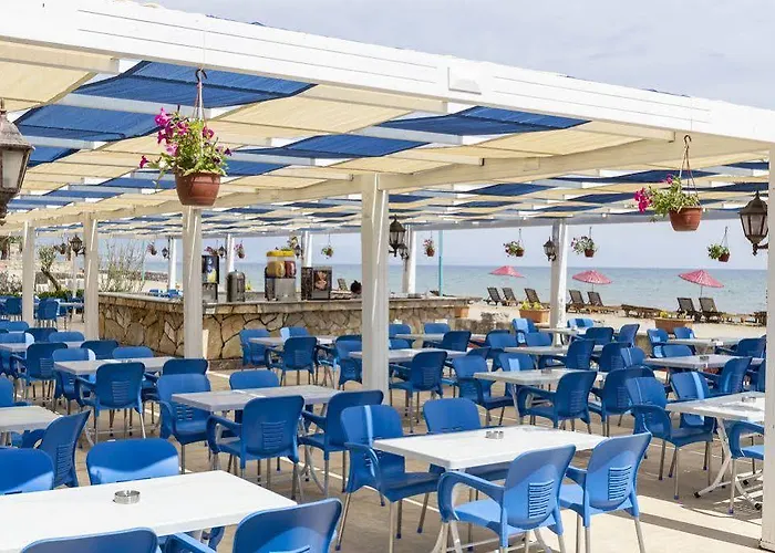 Otel Santa Family Club