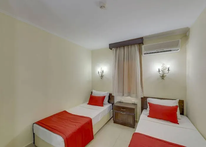 Otel Santa Family Club