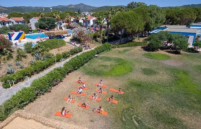 Santa Family Club 4* Seferihisar